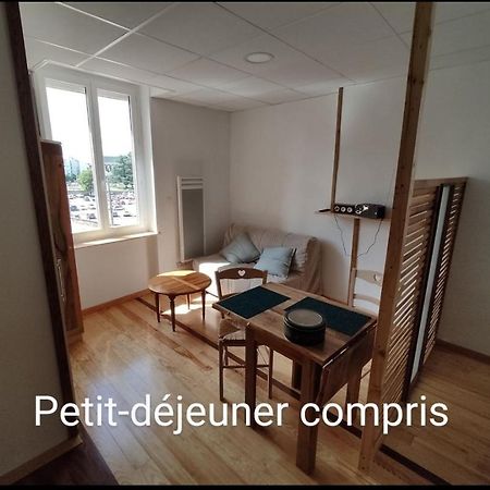 Studio Sympa Avec Petit Dejeuner Entre Canal Et Loire โรอาน ภายนอก รูปภาพ